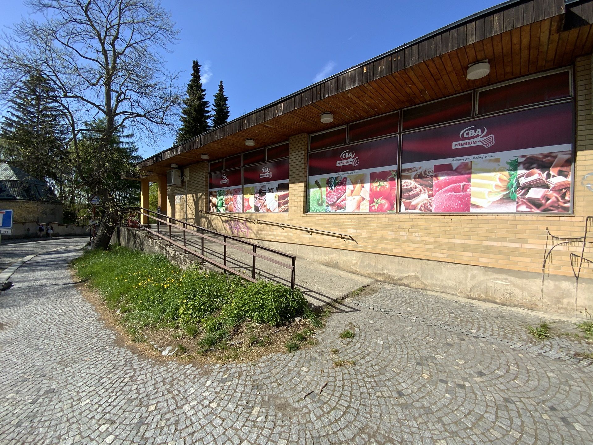 Prodej obchodního centra 570 m2 v lukrativní lokalitě - Liberec, Starý Harcov